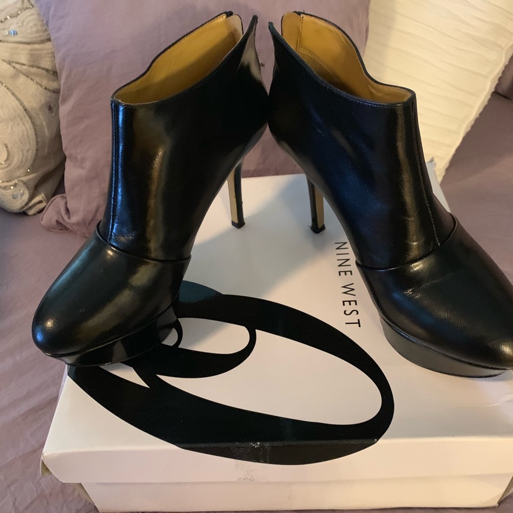 Booties - Picture 4 of 5